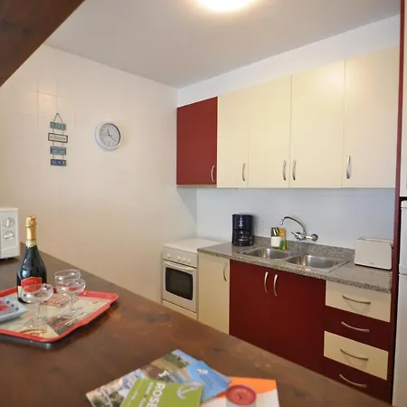 Apartment Rnet - Mt *